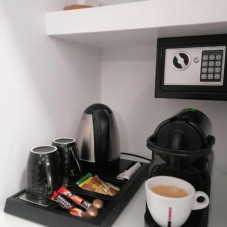 Uncle John'S Guesthouse スコペロス エクステリア 写真
